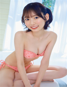 蒙娜丽莎与血月亮