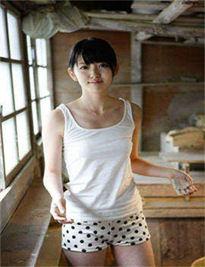 娜希德